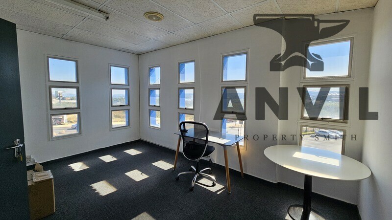 491 James Crescent - Unit 2 property image 15