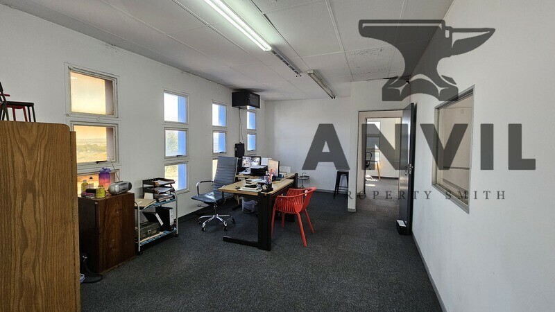 491 James Crescent - Unit 2 property image 17