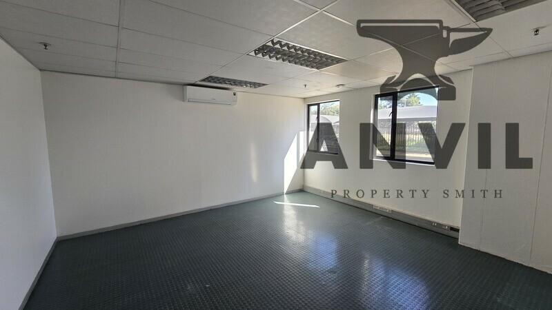 Maple Park Industrial Warehouse - Unit 4 property image 9