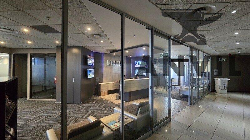 South African Reserve Bank Building - 18th Floor Office Suite property image 2