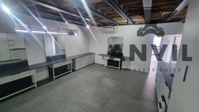 Greenside Studios - Top Floor Retail Space property image 5