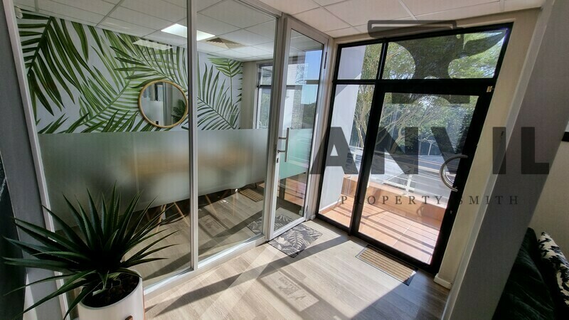 11 Sinembe Crescent, Sinembe Park, La Lucia Ridge, Umhlanga - Suite 2 property image 2