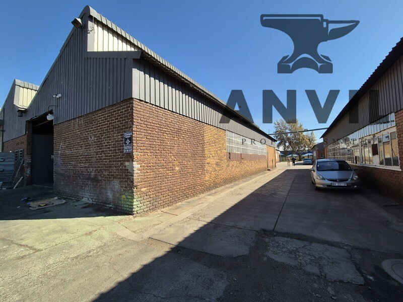 215 Bosworth Street - Ground Floor Unit 4 @ 600sqm warehouse unit to let in Alrode south with yard space property image 14