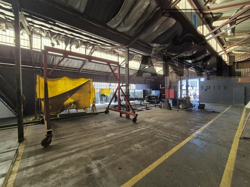 215 Bosworth Street - Ground Floor Unit 4 @ 600sqm warehouse unit to let in Alrode south with yard space property image 5