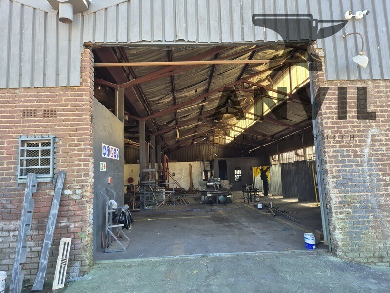 215 Bosworth Street - Ground Floor Unit 4 @ 600sqm warehouse unit to let in Alrode south with yard space property image 12