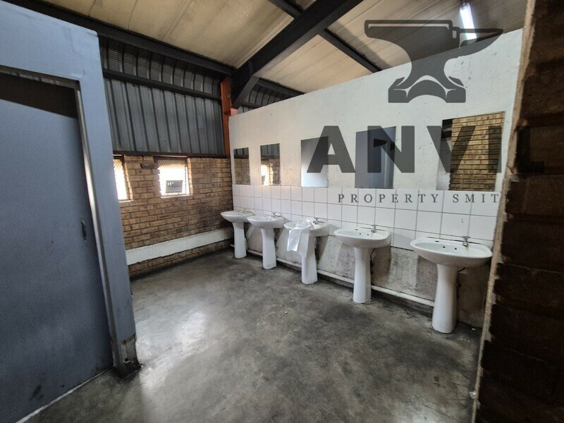 32 Borax Rd, Alrode, Alberton - 2300 sqm warehouse available in Alrode  property image 20
