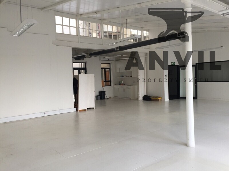 32 St Georges Mall - 4th floor office property image 2