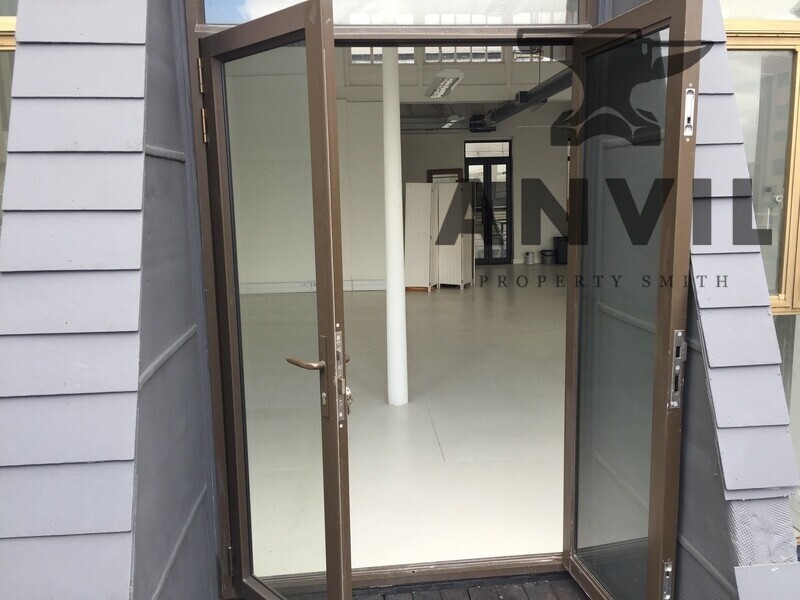 32 St Georges Mall - 4th floor office property image 4