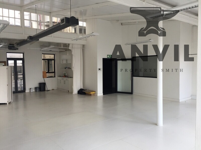 32 St Georges Mall - 4th floor office property image 7