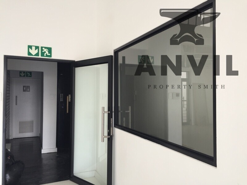 32 St Georges Mall - 4th floor office property image 10