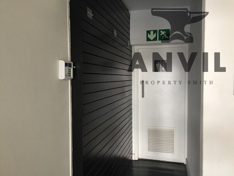 32 St Georges Mall - 4th floor office property image 12