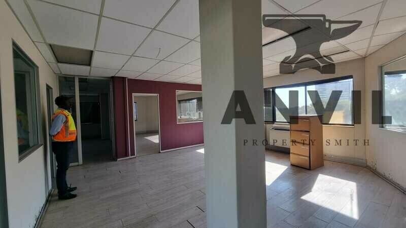 295 Kent Avenue - Entire Building property image 13