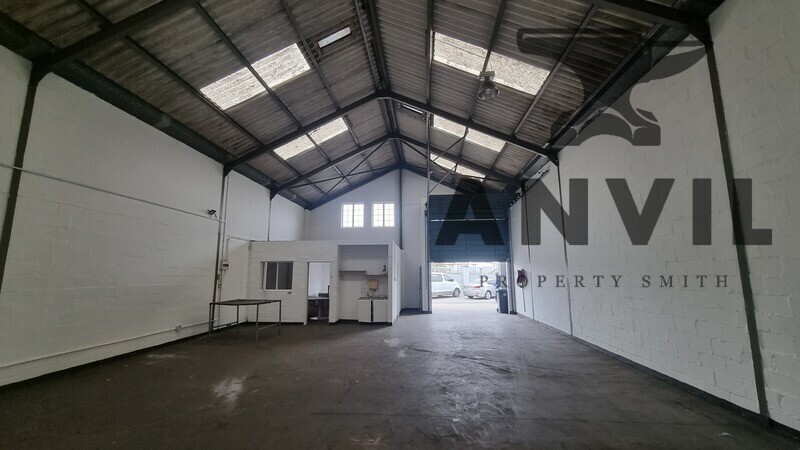 Ruco Business Park, Airport Industria 1 - Unit 10 property image 4