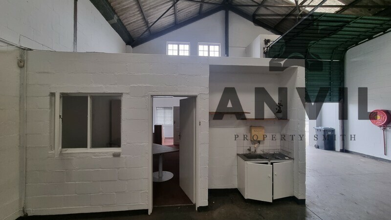 Ruco Business Park, Airport Industria 1 - Unit 10 property image 7