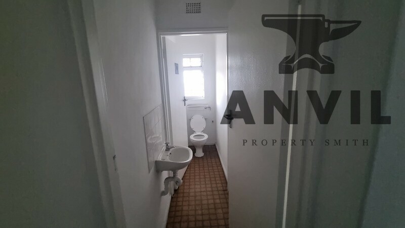 Ruco Business Park, Airport Industria 1 - Unit 10 property image 18