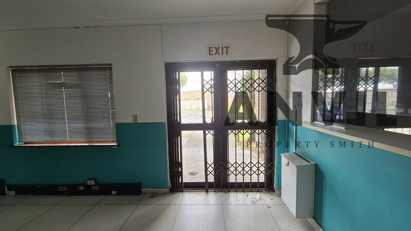 14 Argo Road - Entire Building property image 4