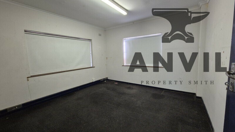 14 Argo Road - Entire Building property image 8