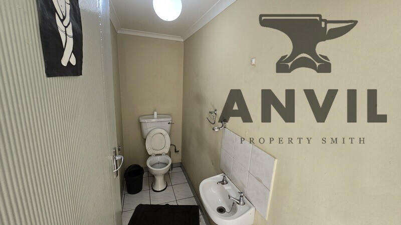 Freight City, Jet Park - Unit 6 property image 13