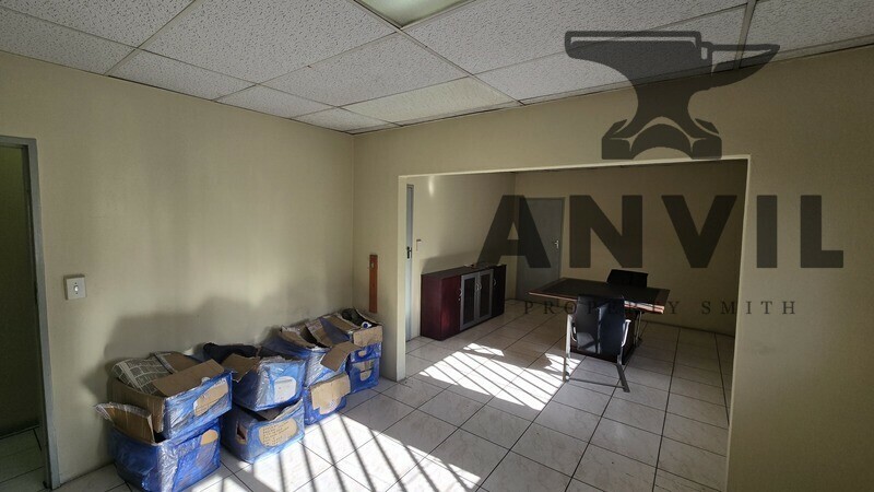 Freight City, Jet Park - Unit 6 property image 15