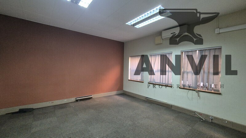 21 Carbineer Heritage Offices - Upstairs Offices property image 8