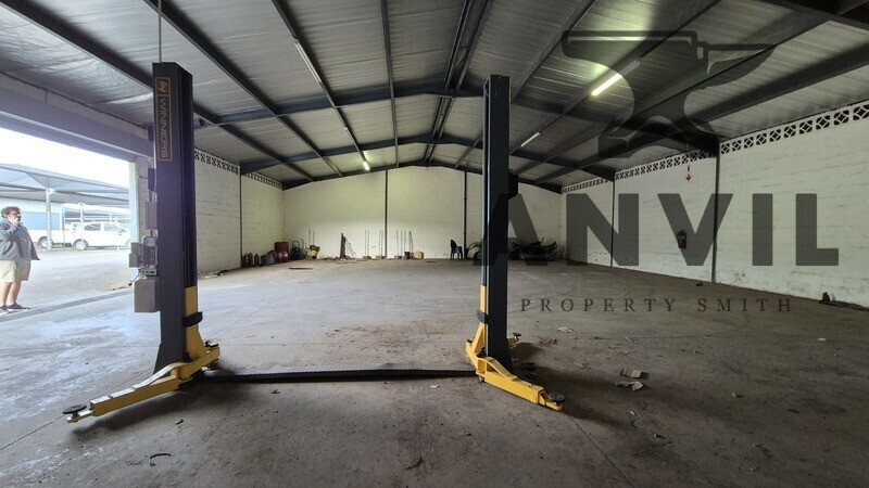 Eddie Hagen Bonded Site Cato Ridge - Car Park and Buildings property image 7