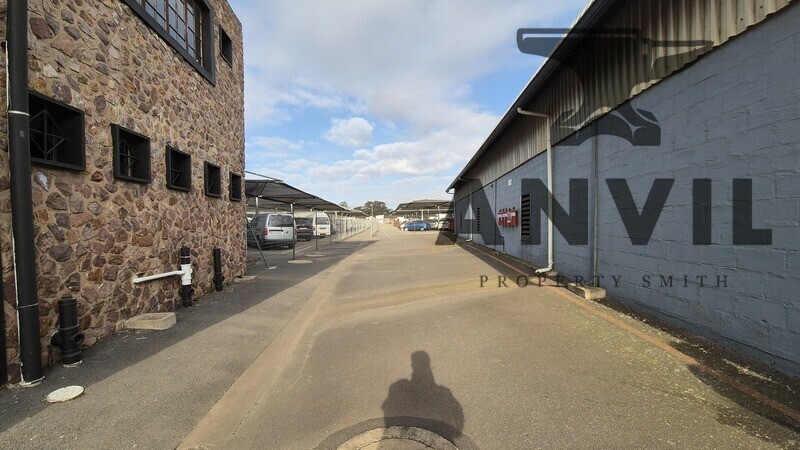 Eddie Hagen Bonded Site Cato Ridge - Car Park and Buildings property image 13