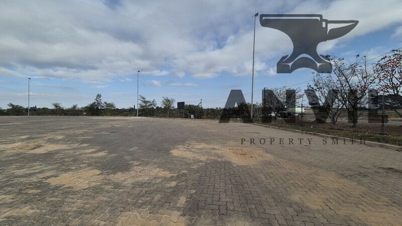 3 Vrijheid Avenue - Warehouse And Yard property image 2