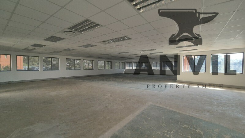 8 Pin Oak Avenue - Top Floor property image 3