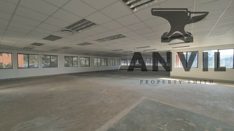 8 Pin Oak Avenue - Top Floor property image 7