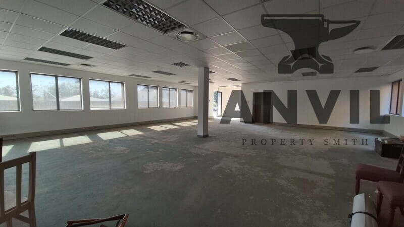 8 Pin Oak Avenue - Bottom Floor Pin Oak Avenue property image 4