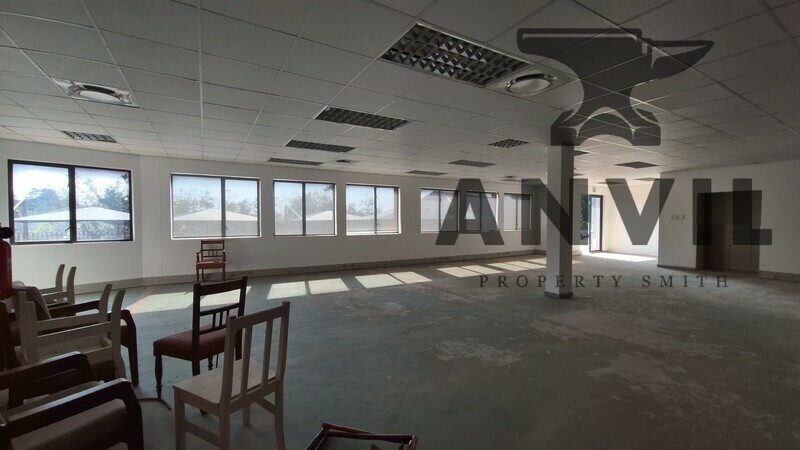 8 Pin Oak Avenue - Bottom Floor Pin Oak Avenue property image 5