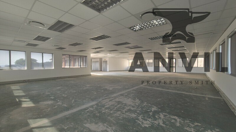 8 Pin Oak Avenue - Top Floor property image 32