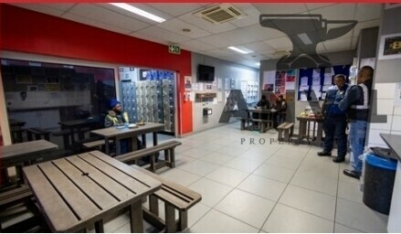 Waterfall Distribution Campus  - 8B DC property image 6