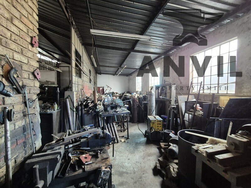 16 Delfos Street, Alrode South, Alberton - Entire Building - 940sqm property image 5