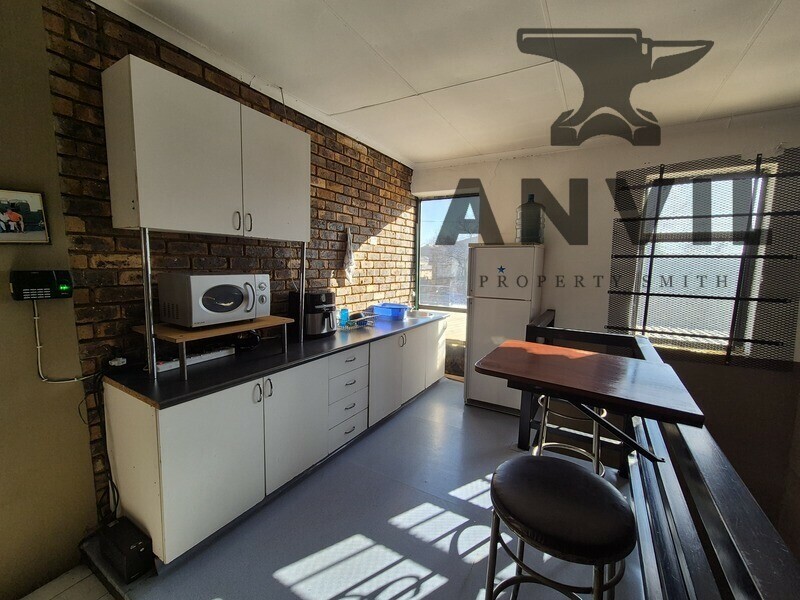 16 Delfos Street, Alrode South, Alberton - Entire Building - 940sqm property image 12