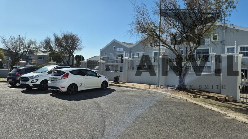 4 Platinum Close  - Unit 2 property image 19