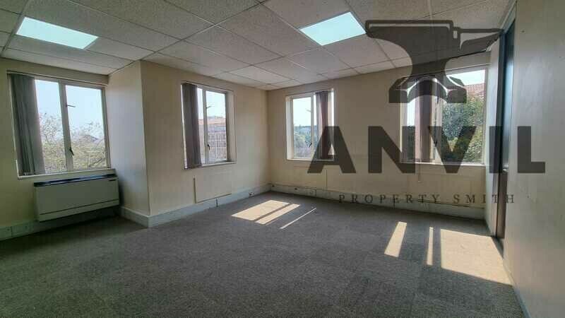 Polifin House, Ferndale, Randburg  - 2nd Floor Office - left property image 2