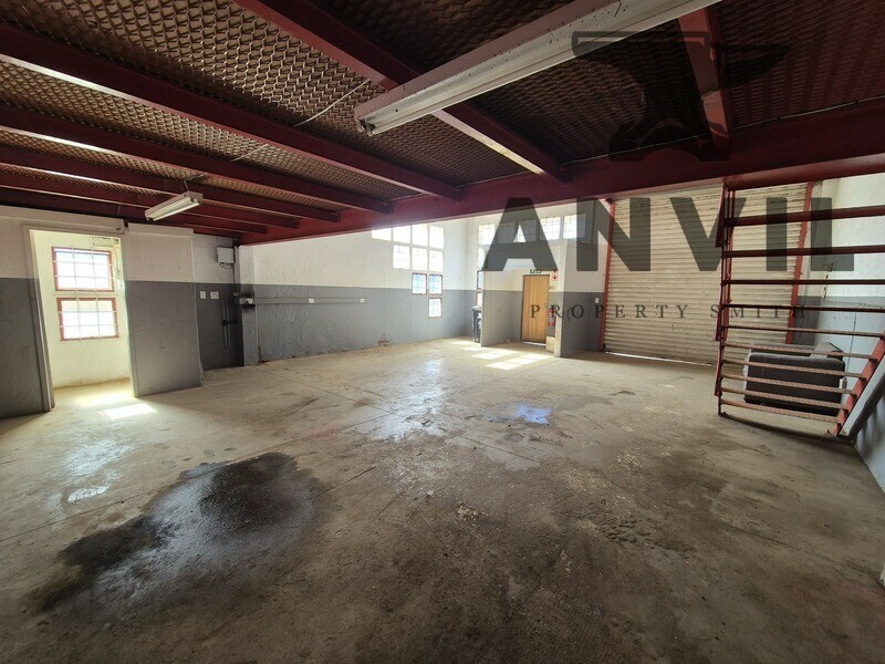 16 Weyers Rd, Alrode South, Alberton - 125sqm mini warehouse available inAlrode   property image 4