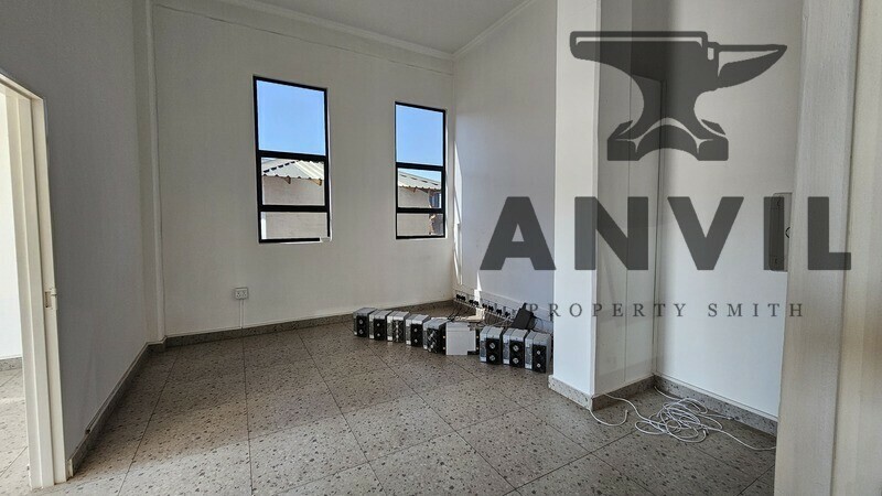 8 Brons Crescent, Gauteng Business Park, Clayville - Unit 14 property image 4