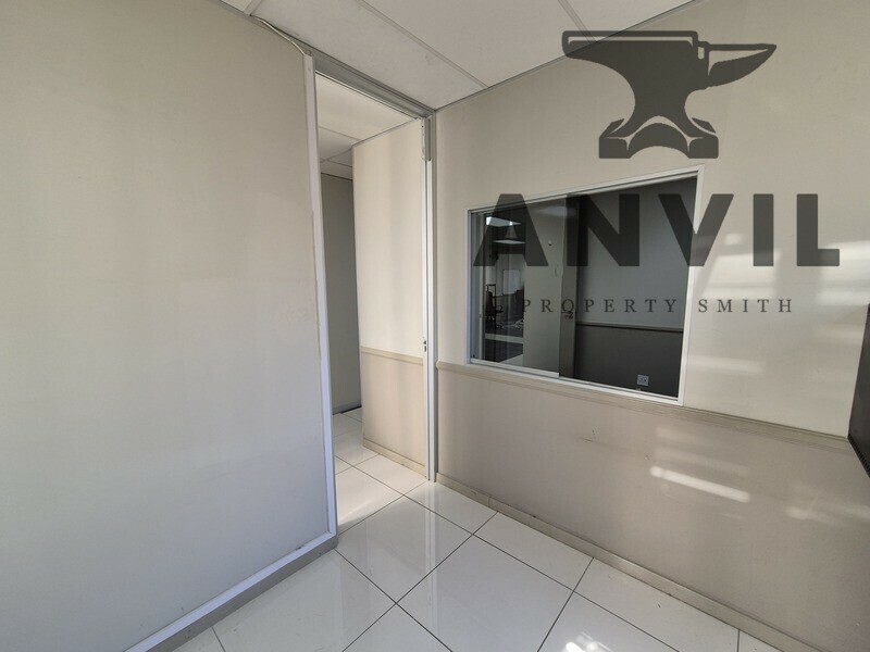 10 Kingfisher Drive, Meyersdal, Alberton - 170sqm office available in the kingfisher office park  property image 3