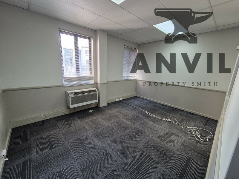 10 Kingfisher Drive, Meyersdal, Alberton - 170sqm office available in the kingfisher office park  property image 5