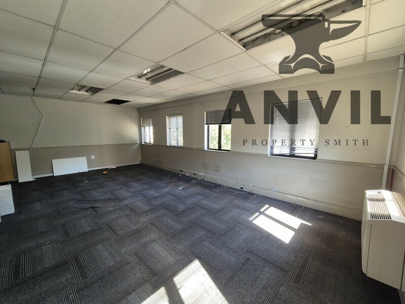 10 Kingfisher Drive, Meyersdal, Alberton - 170sqm office available in the kingfisher office park  property image 7