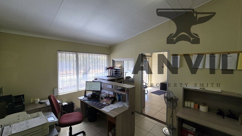 Freight City, Jet Park - Unit 7A property image 17