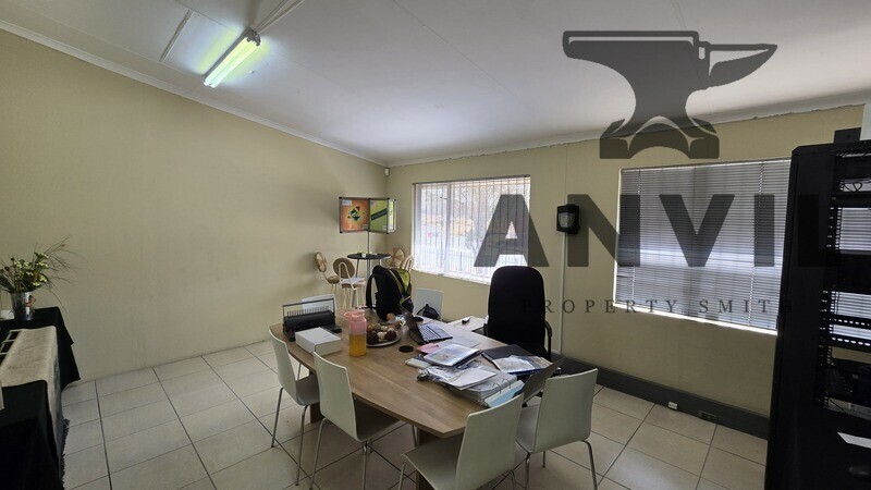 Freight City, Jet Park - Unit 7A property image 13