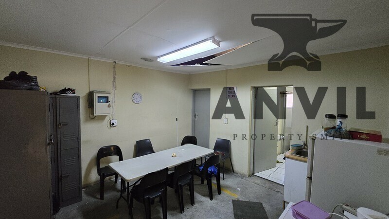 Freight City, Jet Park - Unit 7A property image 11