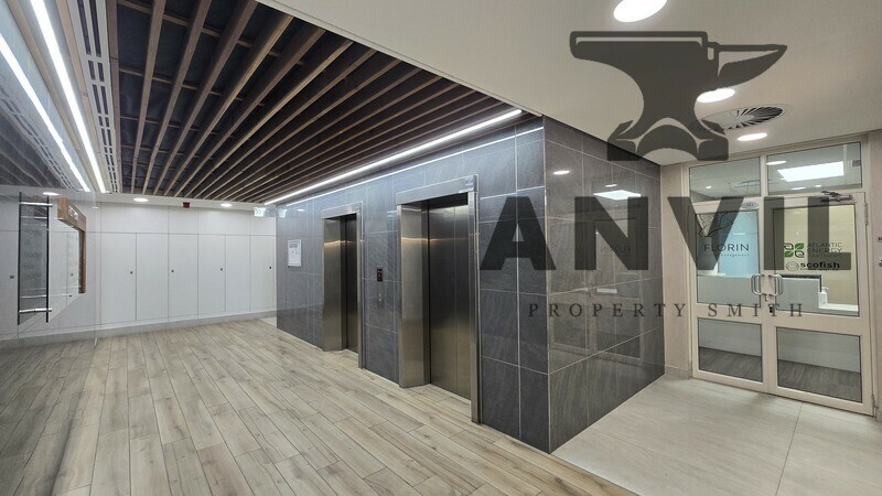 7 West Quay, Waterfront - 1st Floor Suite Foyer A property image 2