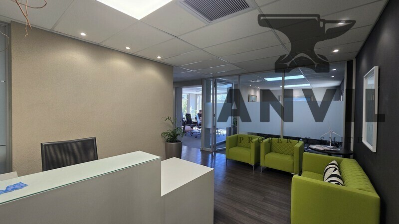 7 West Quay, Waterfront - 1st Floor Suite Foyer A property image 4