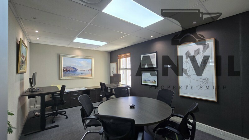 7 West Quay, Waterfront - 1st Floor Suite Foyer A property image 6