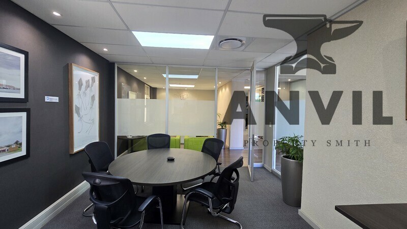 7 West Quay, Waterfront - 1st Floor Suite Foyer A property image 7