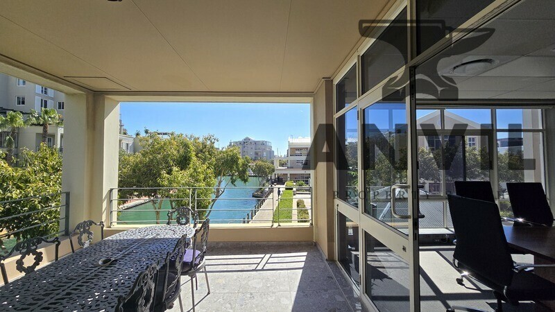 7 West Quay, Waterfront - 1st Floor Suite Foyer A property image 17